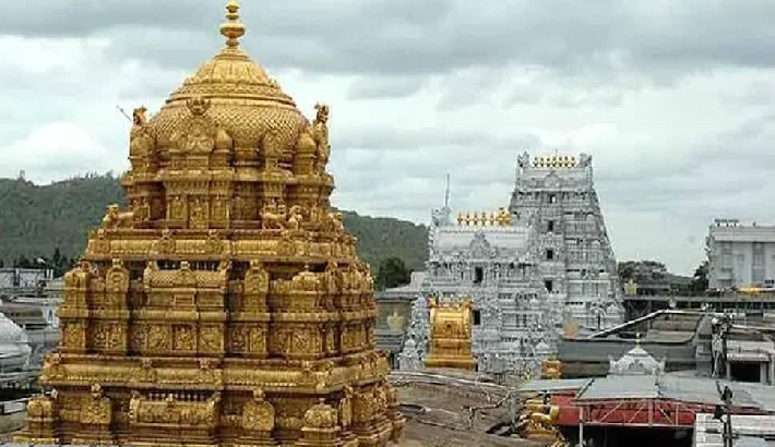 तिरुपति, आंध्र प्रदेश में तिरुमाला वेंकटेश्वर मंदिर