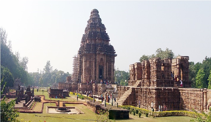 कोणार्क, ओडिशा में सूर्य मंदिर